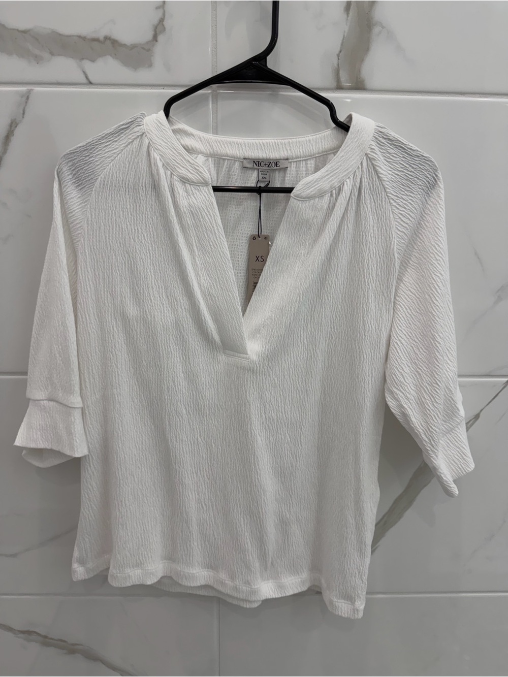 NIC+ZOE White Textured Split-Neck Blouse